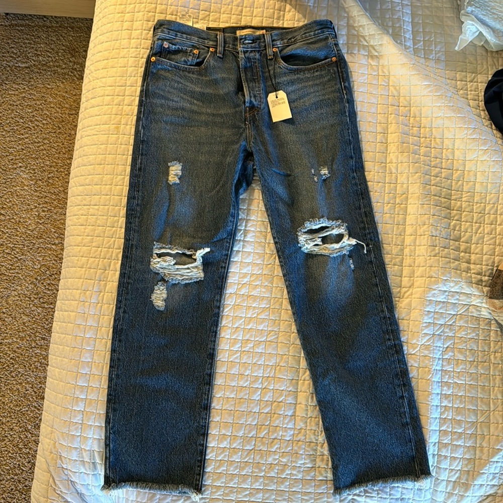 Levi wedgie straight high rise size 30